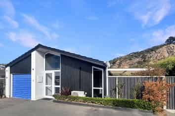 12 Raekura Place, Redcliffs