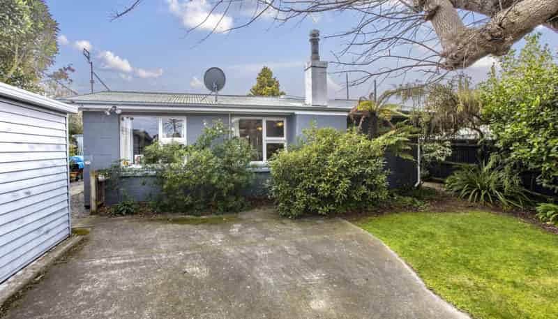 34 Queens Avenue, Waikuku Beach