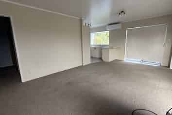 3/74 West Coast Rd, Glen Eden