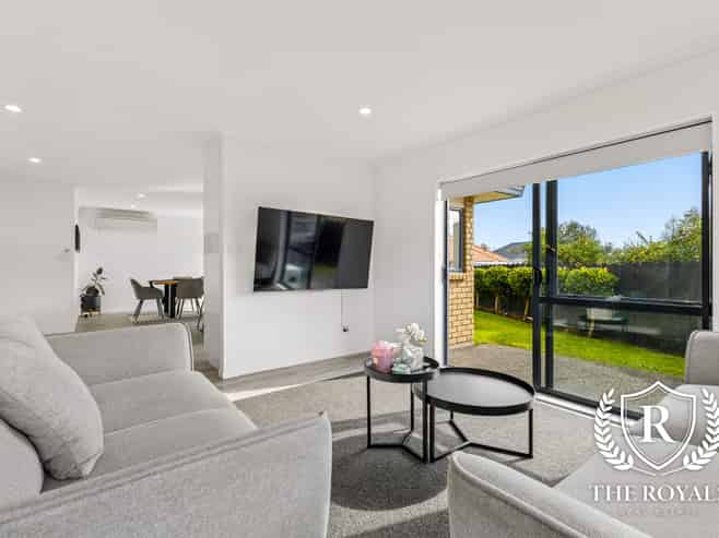 18 Royalpark Place, Favona