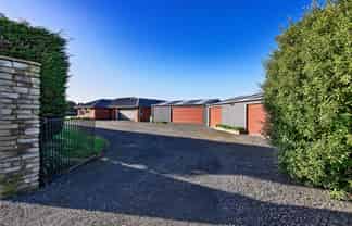 305 Oreti Road, Otatara
