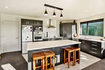 305 Oreti Road, Otatara