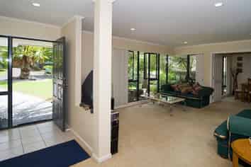 20 Excelsa Place , Albany