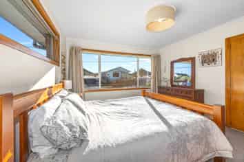 42 Gould Crescent, Woolston