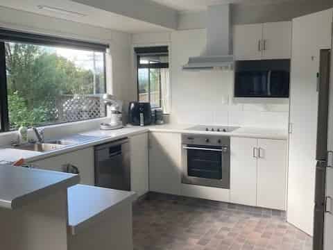 97 Shepherd Road, Waipahihi