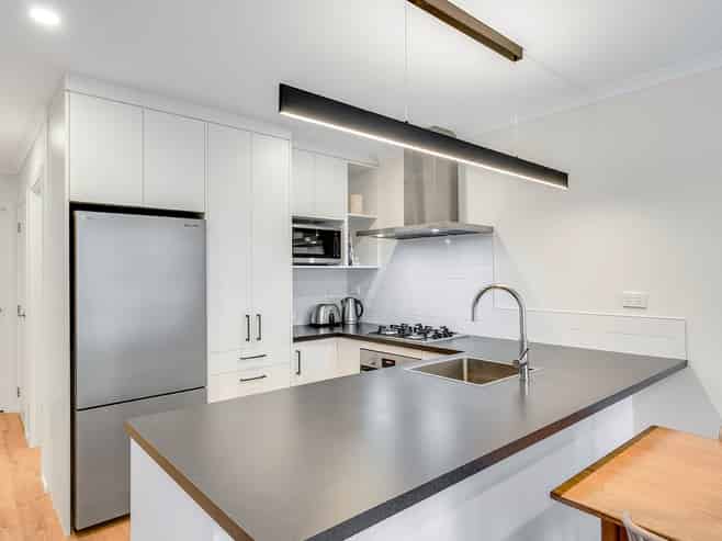 1/6 Walsh Street, Forest Lake