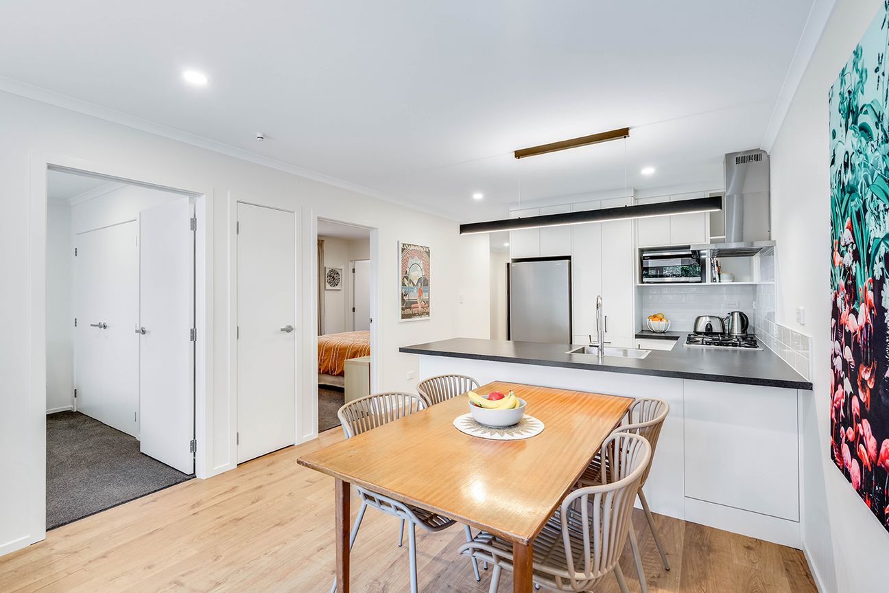 Freehold. Modern. Move-In Ready. - Bild 5