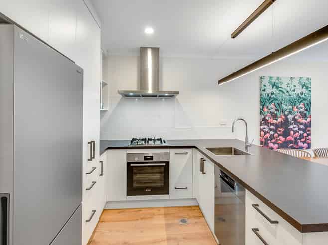 1/6 Walsh Street, Forest Lake