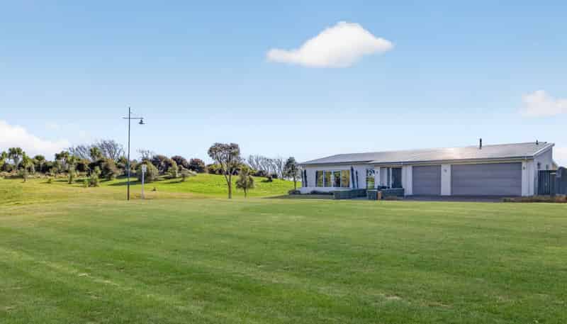 10 Arahura Road, Pegasus
