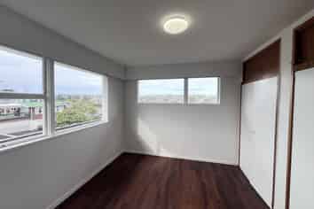 4 Pasteur place, New Windsor