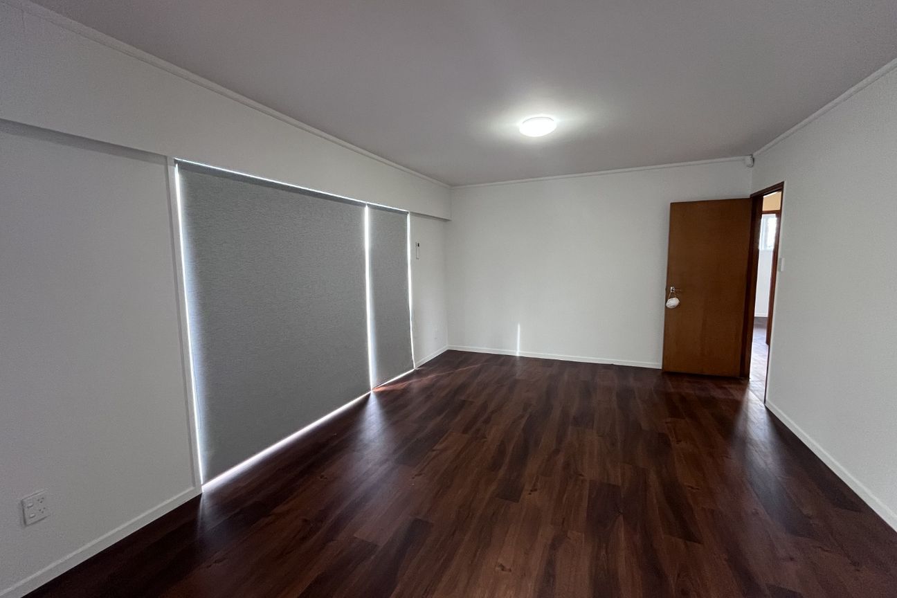 Spacious Refurbished Home - Vista 2