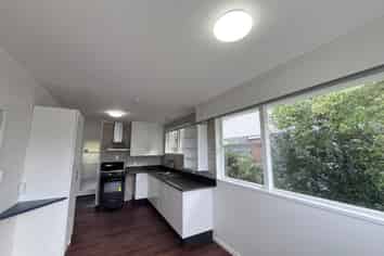 4 Pasteur place, New Windsor