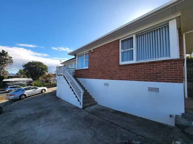 1 Cotswold Lane, Mount Wellington