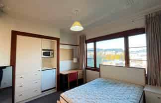 Room 4/5A Queen Street, North Dunedin