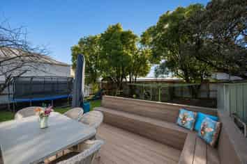 2/218 Annesbrook Drive, Wakatu