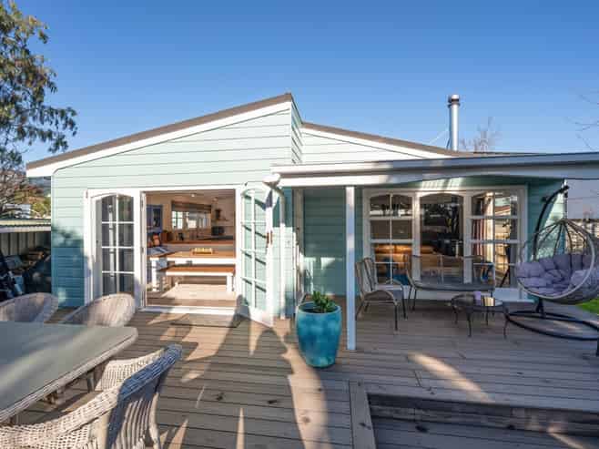 2/218 Annesbrook Drive, Wakatu