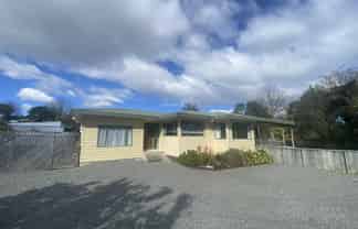 b/58 Joll Road, Havelock North