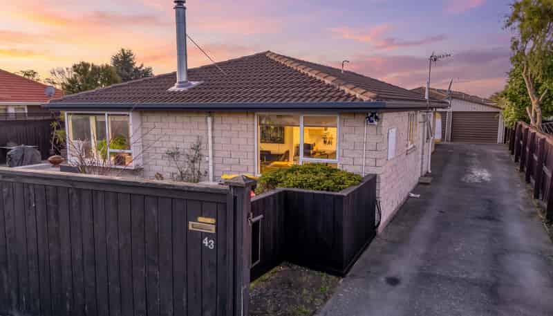 43 Reginald Street, Burwood