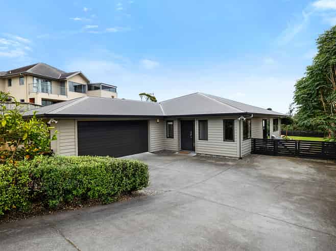 65 Karamea Street, Whalers Gate