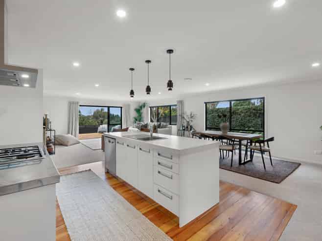 65 Karamea Street, Whalers Gate