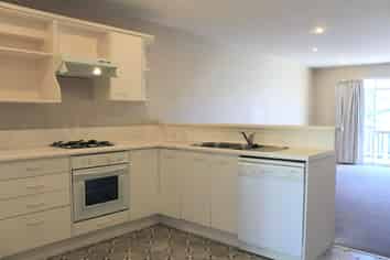 2/10 Colombo Street, Newtown