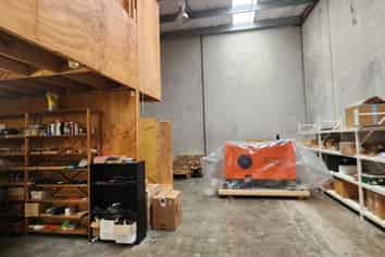 Affordable quality warehouse - Whangaparaoa