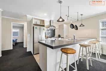 82 Farmer Crescent, Taita