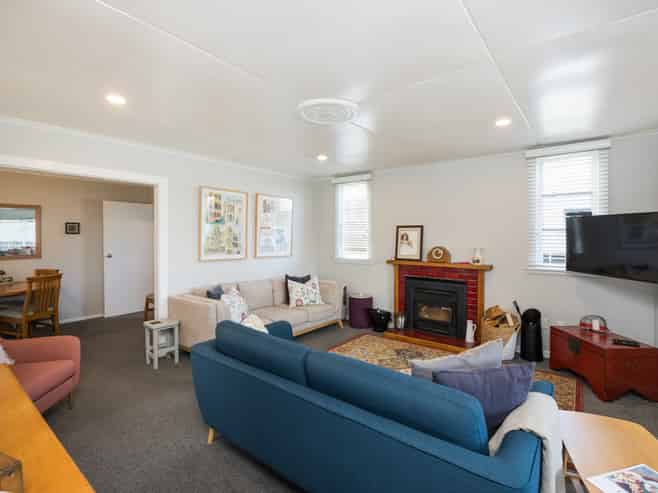 9 Warren Street, Foxton Beach