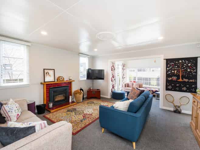 9 Warren Street, Foxton Beach