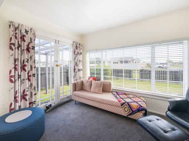 9 Warren Street, Foxton Beach