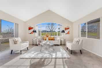 24 Corta Bella Place, Golflands