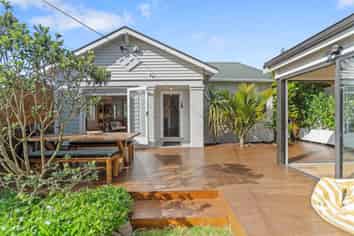 23 Archibald Road, Kelston