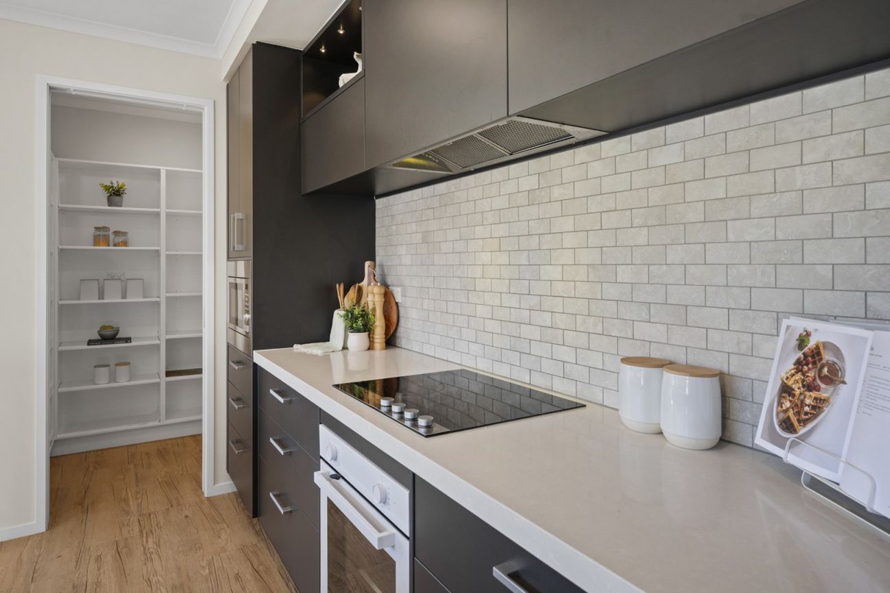 Modern Comfort Meets Practical Living - Vista 4