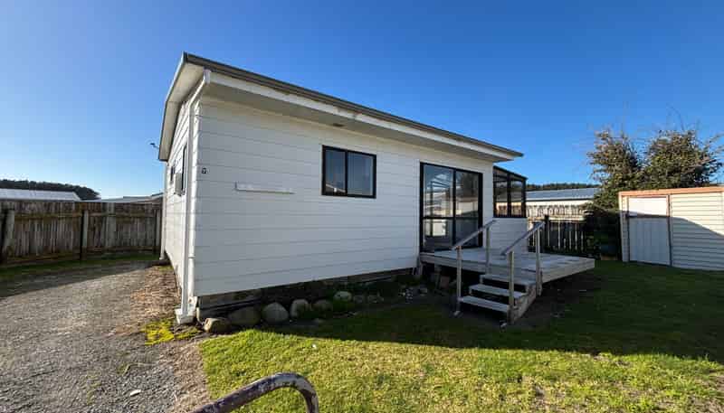 7 Colenso Place, Otaki Beach