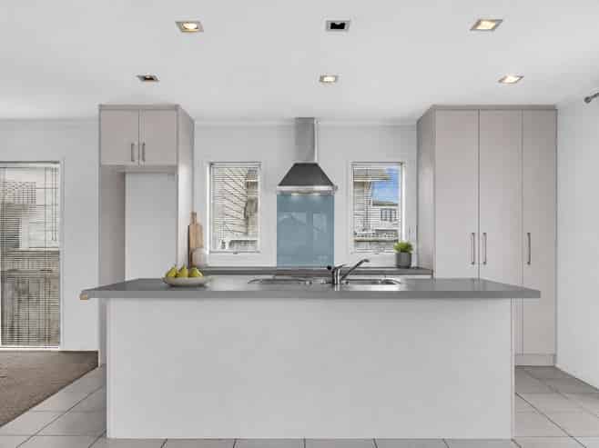 297a Porchester Road, Takanini