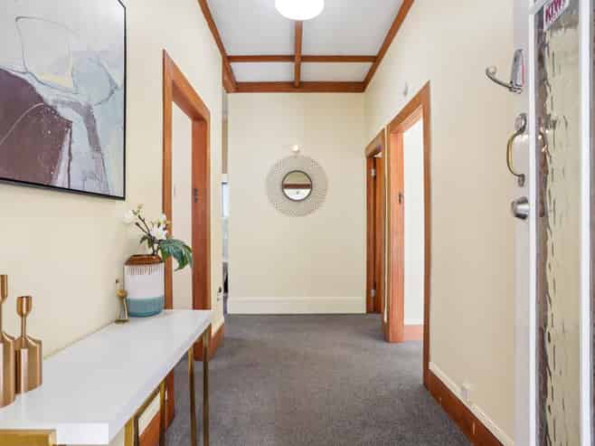 35 Staveley Avenue, Hillsborough