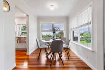 126 St Johns Road, Meadowbank