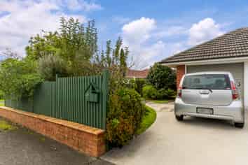 126 St Johns Road, Meadowbank