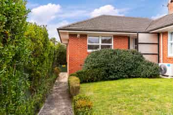 126 St Johns Road, Meadowbank