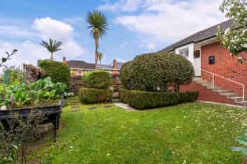126 St Johns Road, Meadowbank
