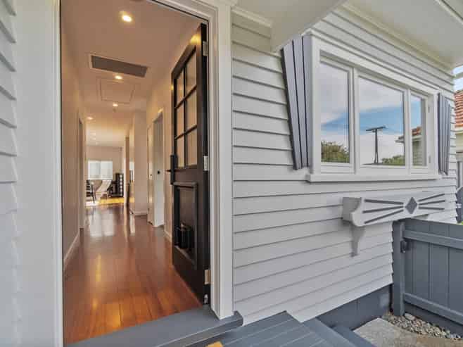 28 Renfrew Avenue, Sandringham