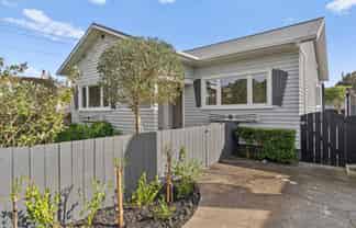28 Renfrew Avenue, Sandringham