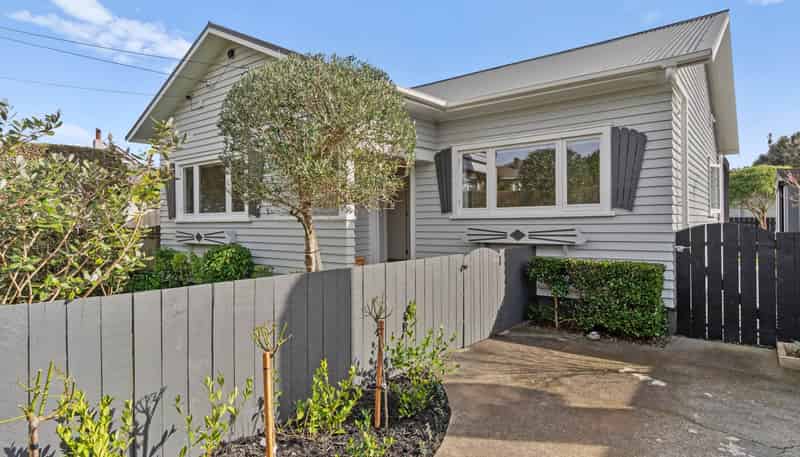 28 Renfrew Avenue, Sandringham