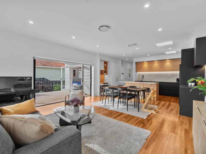 28 Renfrew Avenue, Sandringham