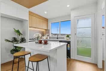 93 Flat Bush Road, Clover Park