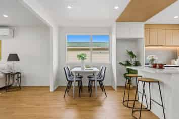 93 Flat Bush Road, Clover Park