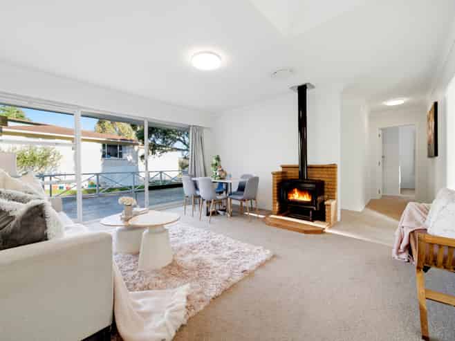 70 Ravenwood Drive, Forrest Hill