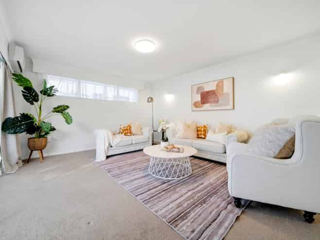 70 Ravenwood Drive, Forrest Hill