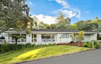 70 Ravenwood Drive, Forrest Hill