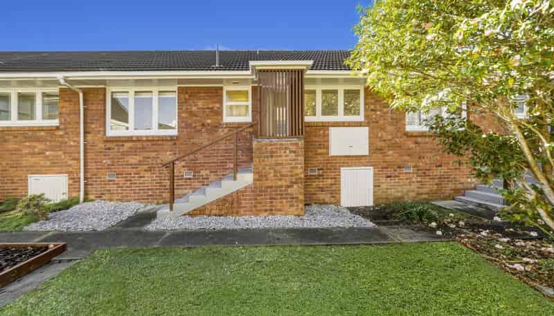 2/17 Dominion Street, Takapuna